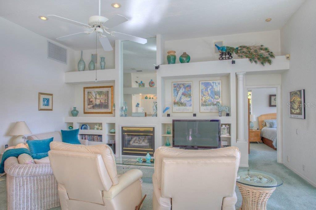 VIRGINIA WATER UNIT III - Residential Lease