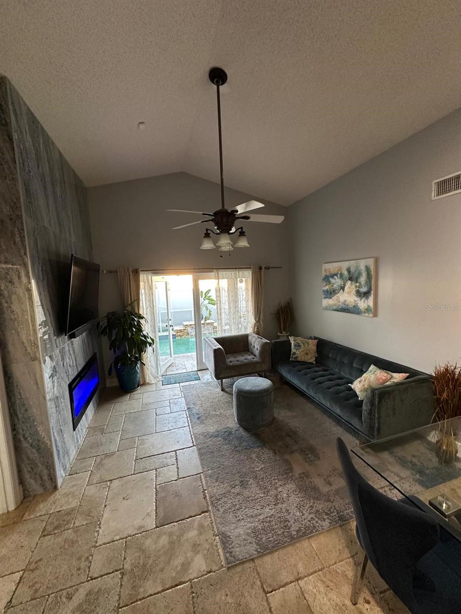 HAMPTON PARK UNIT 4 - Residential