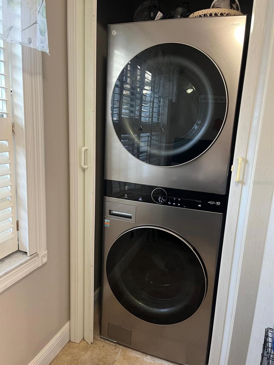 HAMPTON PARK UNIT 4 - Residential