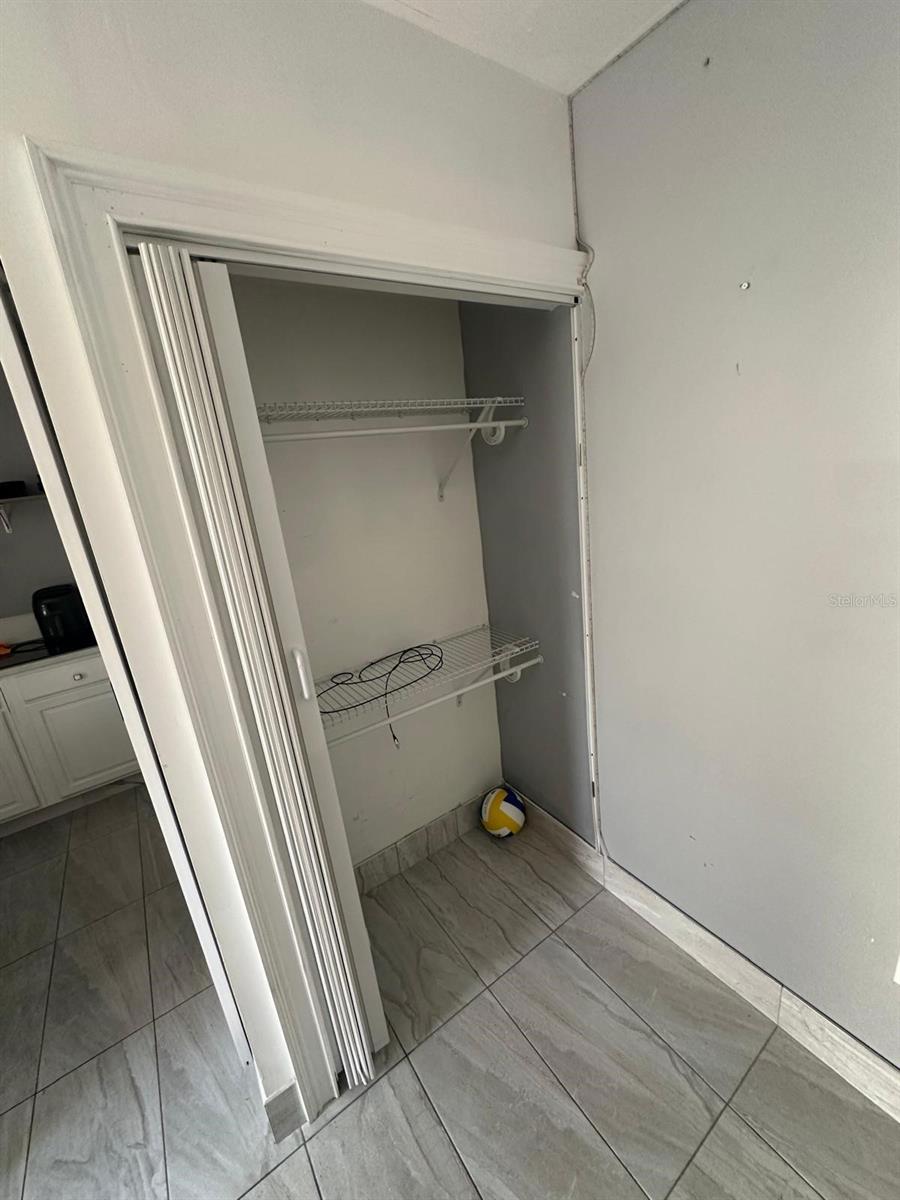 HAMPTON PARK UNIT 4 - Residential