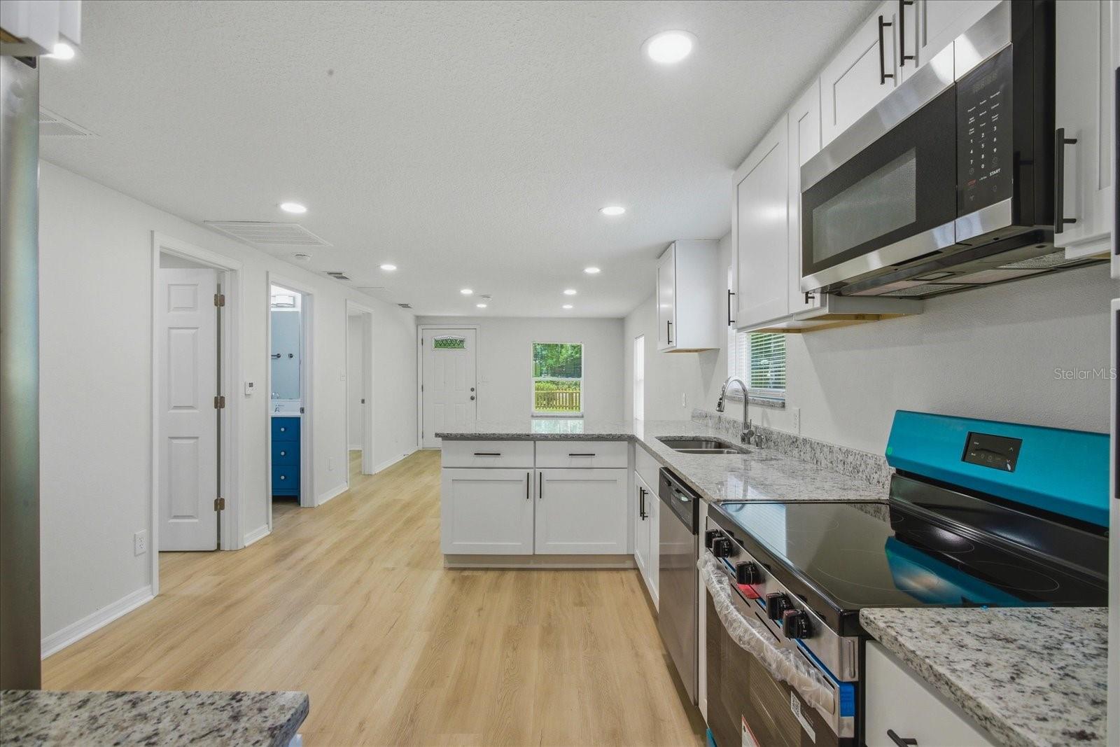 OAKRIDGE - Residential