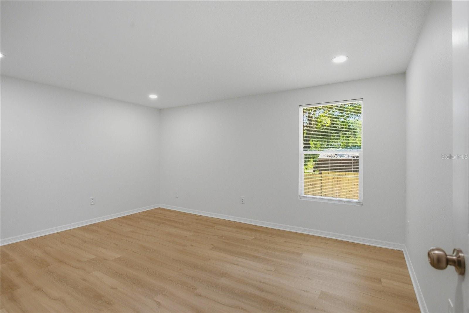 OAKRIDGE - Residential