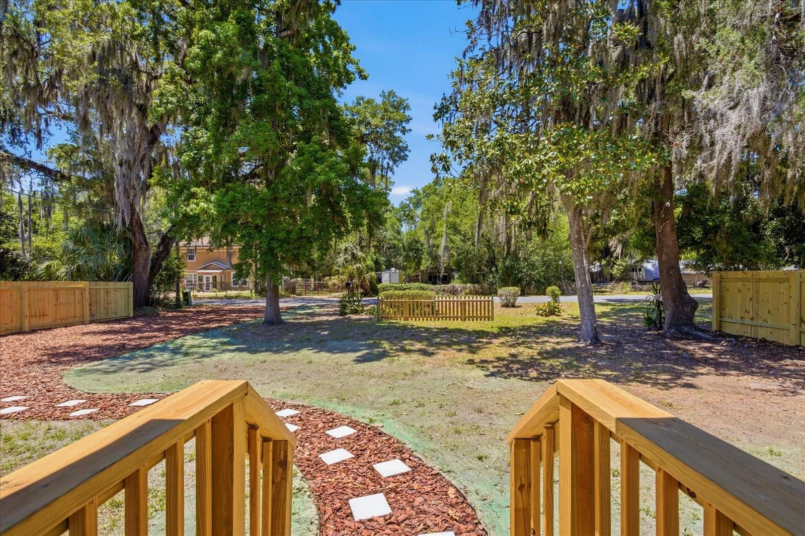 OAKRIDGE - Residential