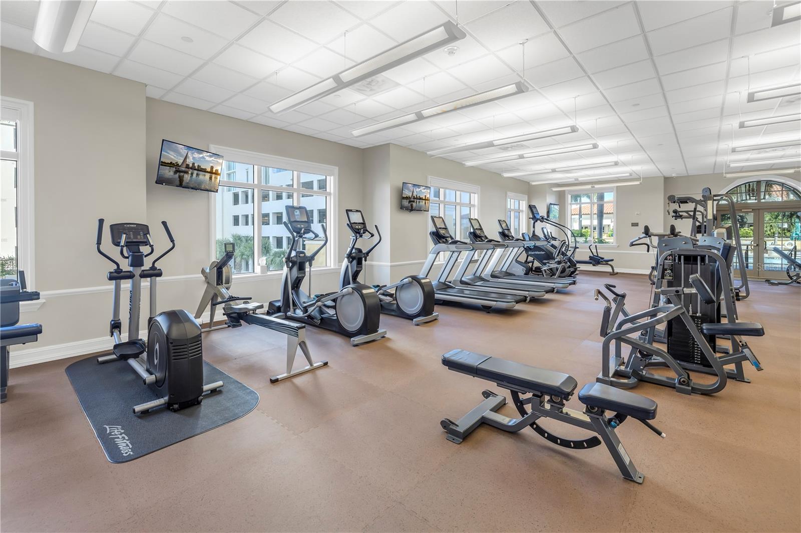 PARKSHORE PLAZA CONDO - Residential