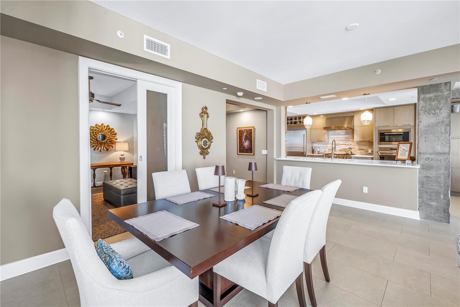 PARKSHORE PLAZA CONDO - Residential