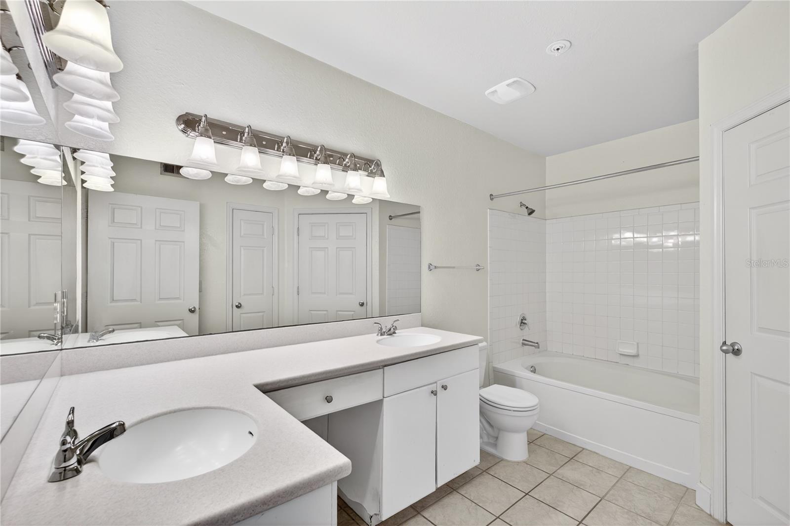 GRANDE DOWNTOWN ORLANDO - Residential