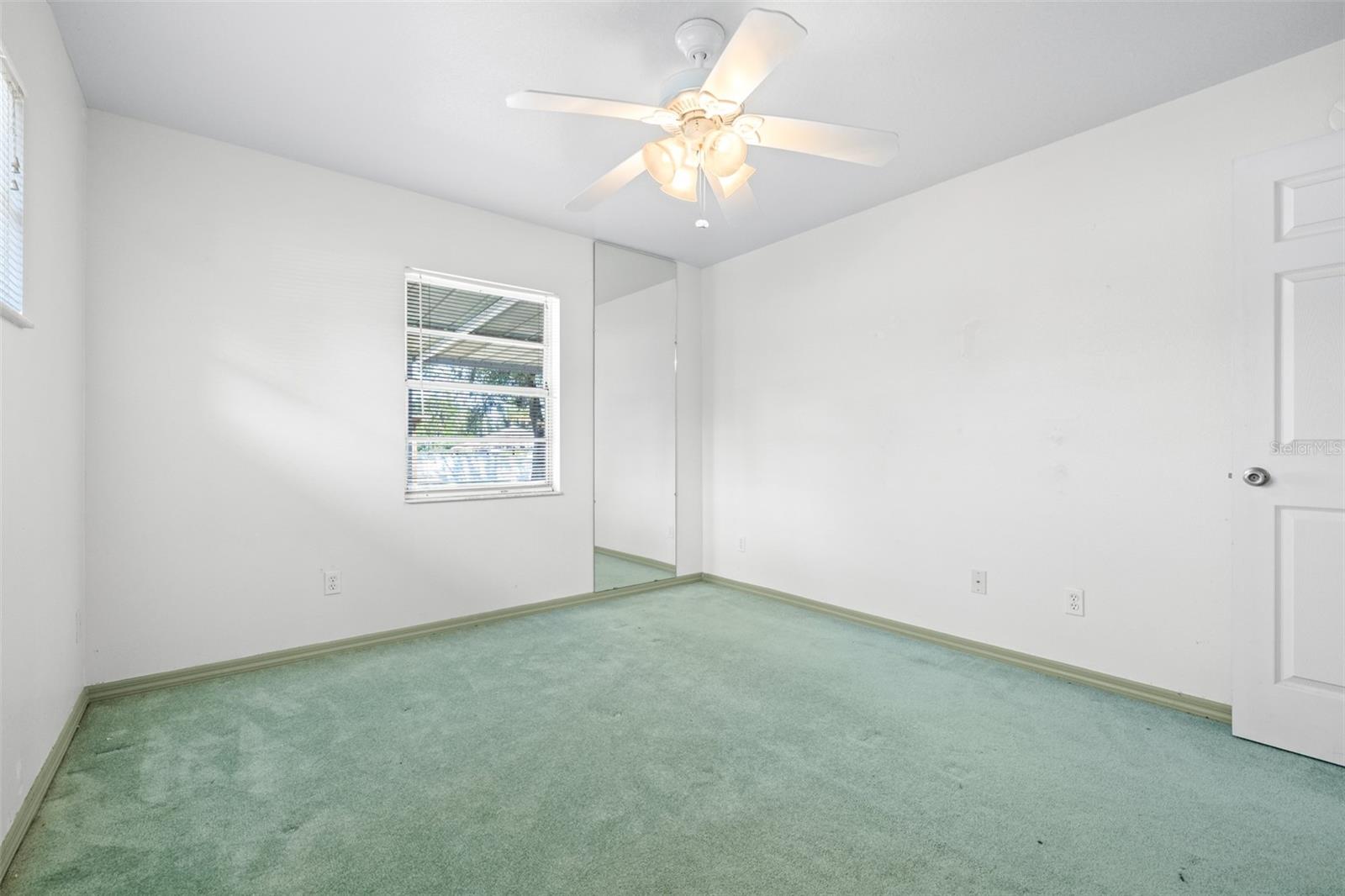 CREEK SIDE - Residential