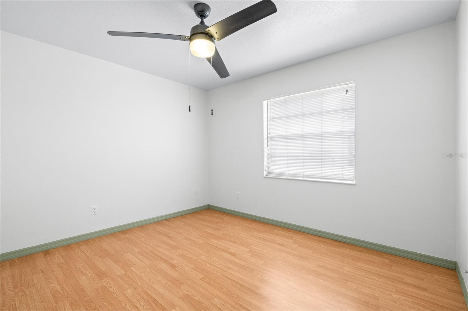 CREEK SIDE - Residential