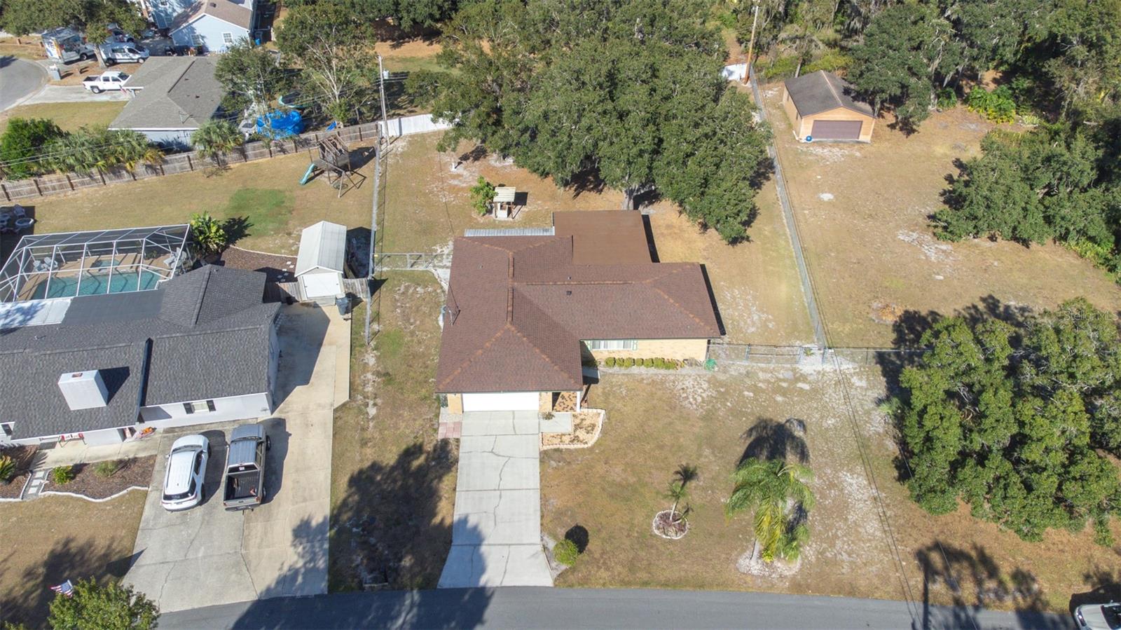 CREEK SIDE - Residential