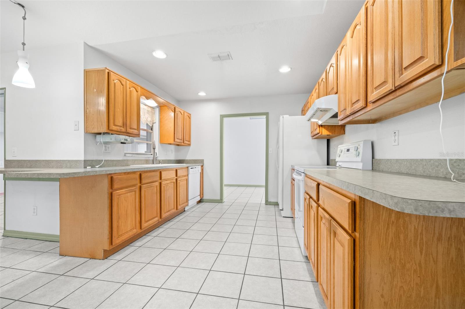 CREEK SIDE - Residential