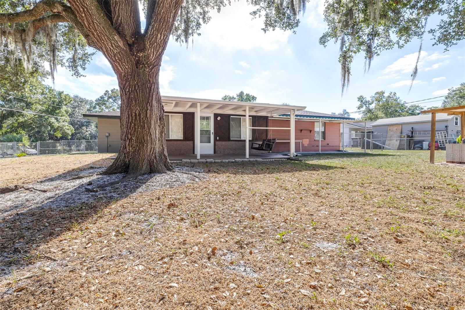 CREEK SIDE - Residential