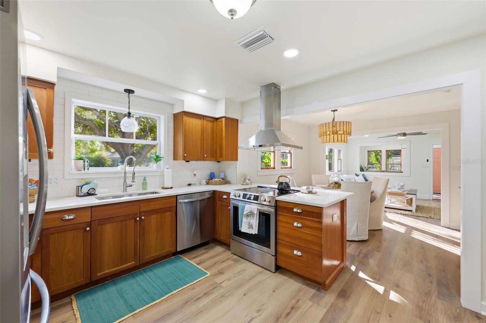 OAKWOOD HEIGHTS - Residential