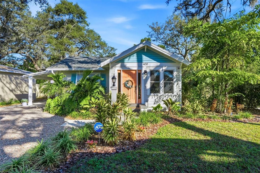 Photo of 400 4th Avenue NW, Largo, FL 33770 (MLS # TB8452904)