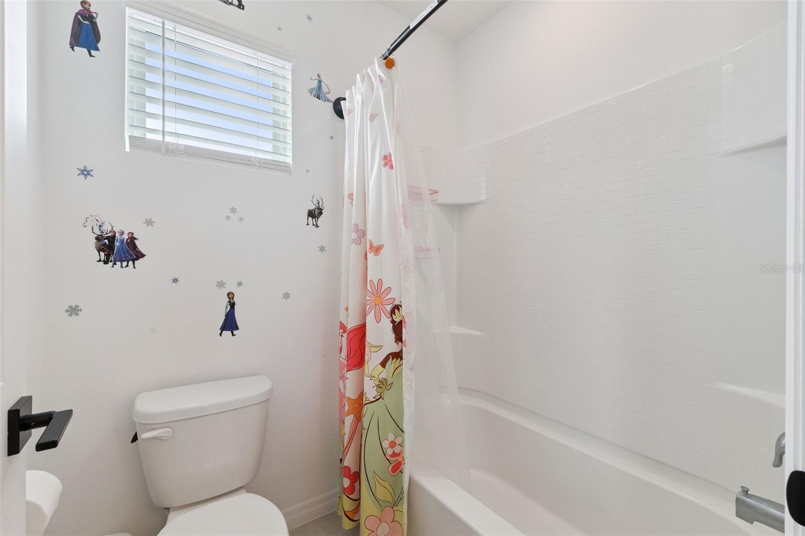 BRIDLEWOOD - Residential