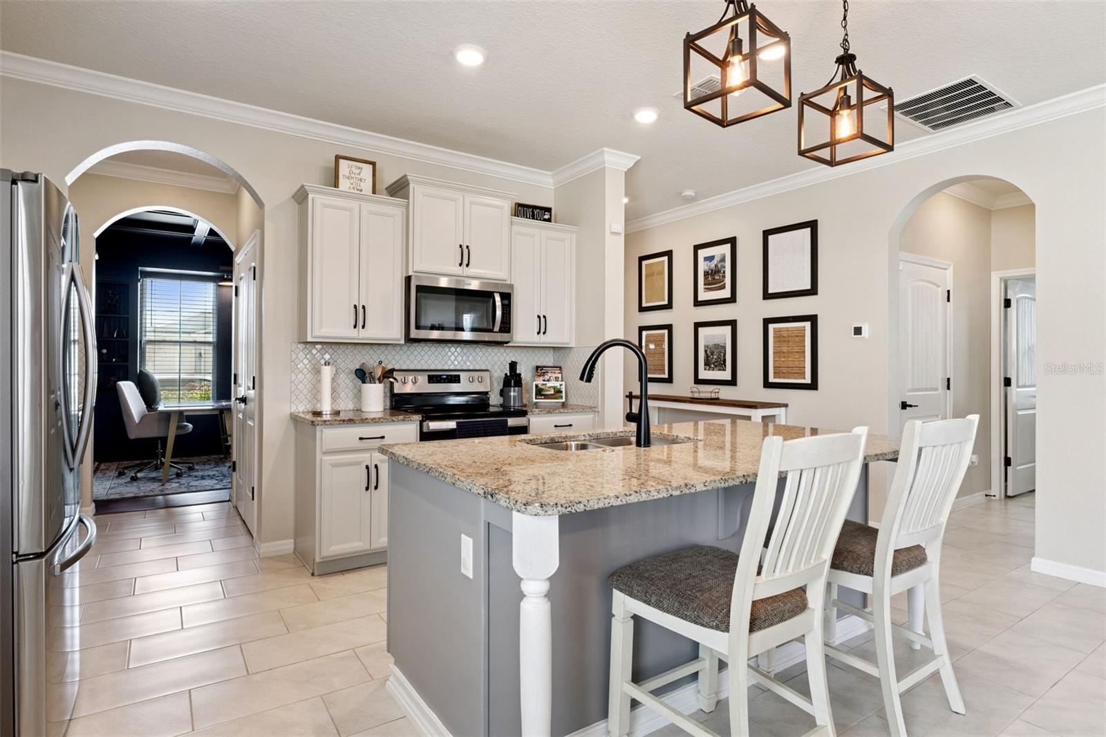 BRIDLEWOOD - Residential