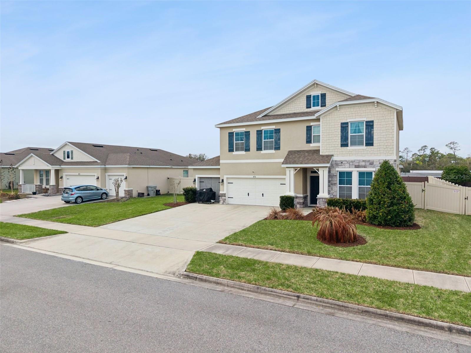 BRIDLEWOOD - Residential