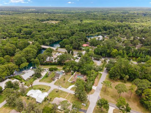 A home in DUNNELLON