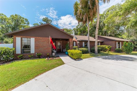 A home in DUNNELLON