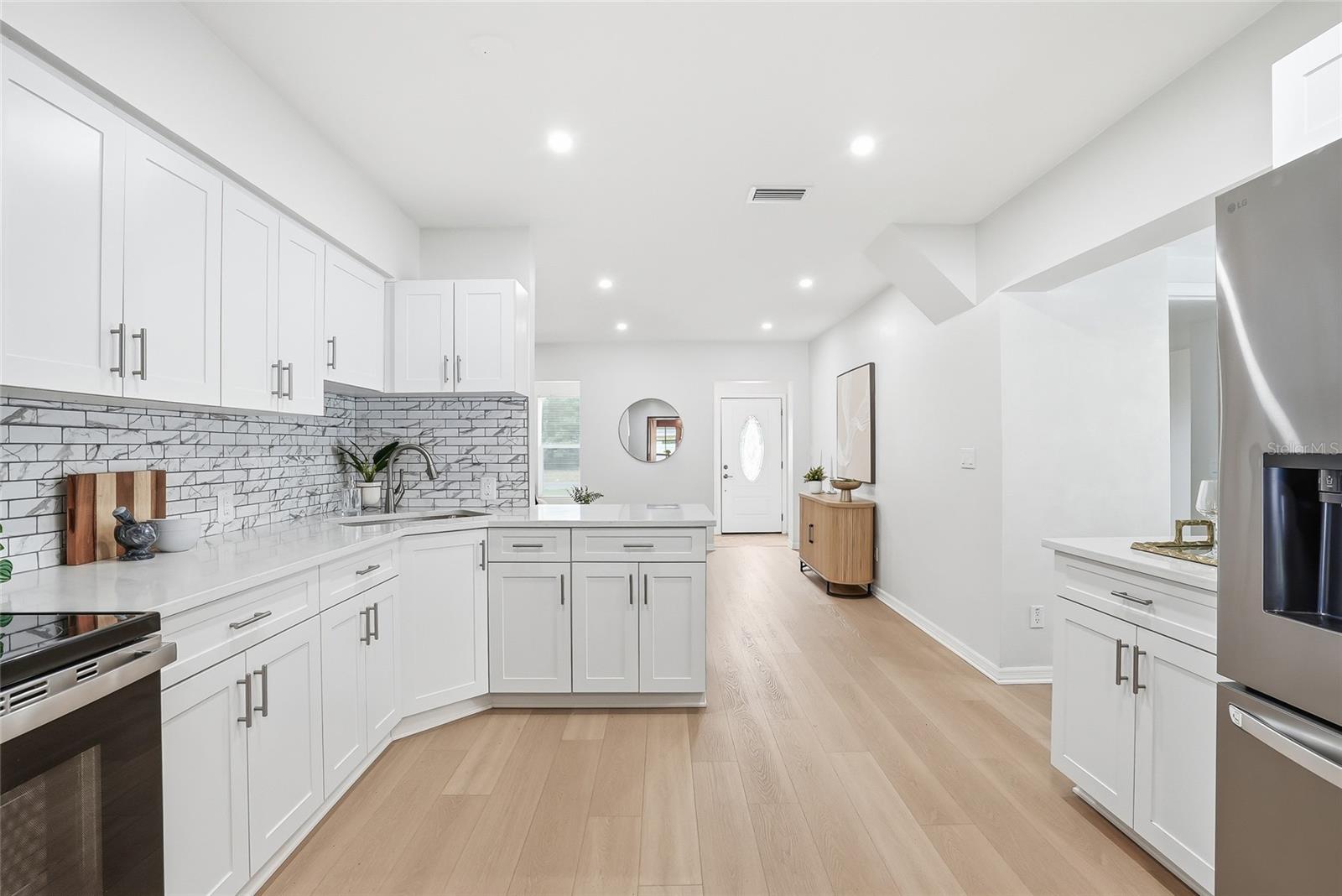 LAKE CITRUS ESTATES 2ND ADD - Residential
