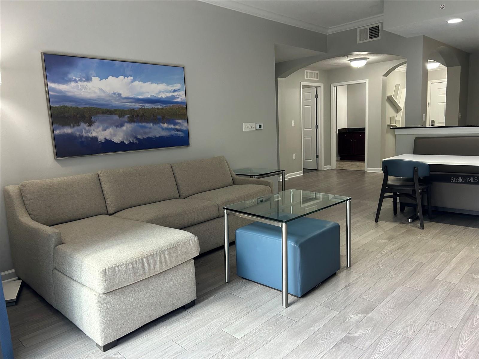 14501 GROVE RESORT 1409