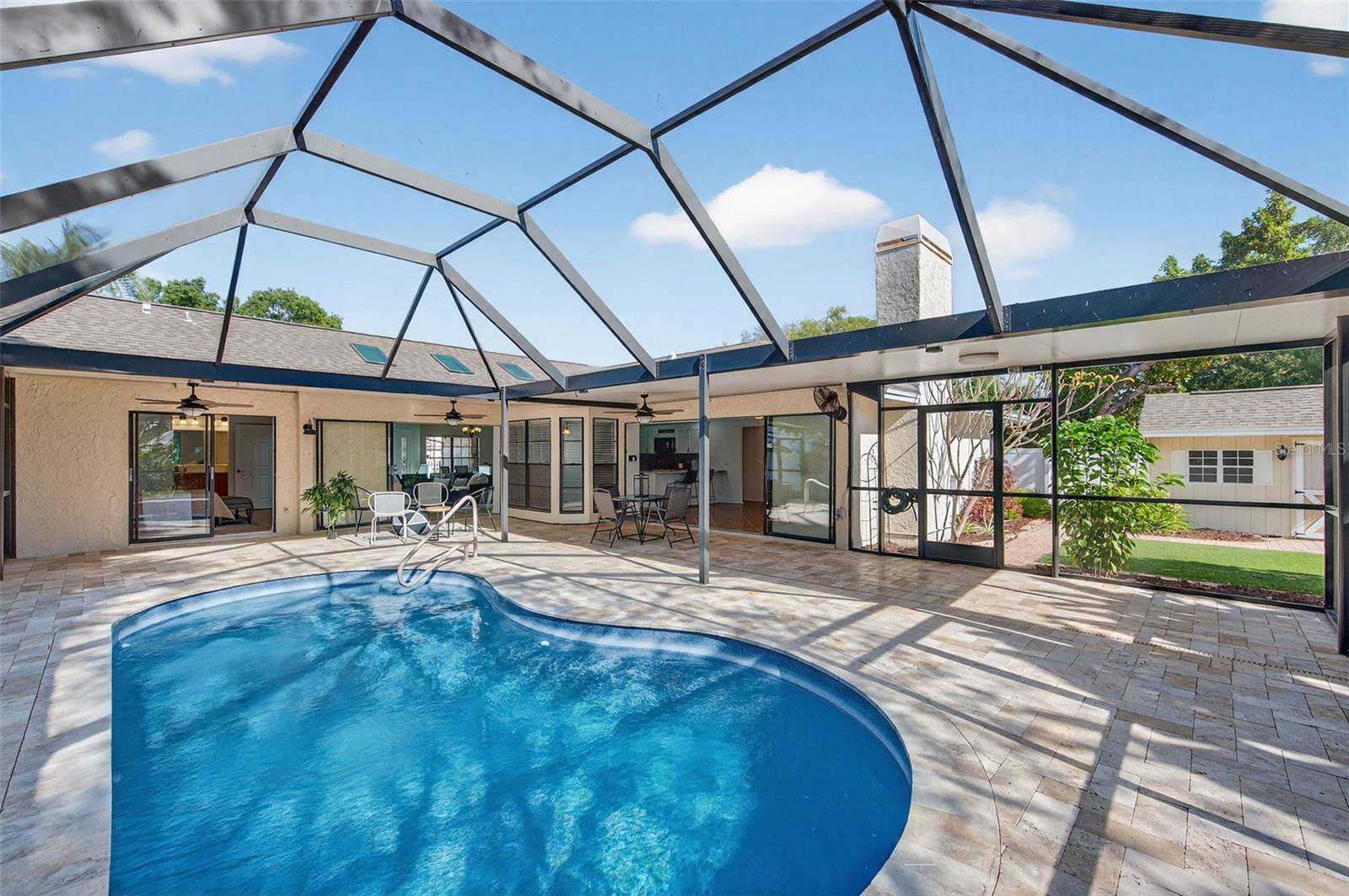 BLOOMINGDALE OAKS - Residential