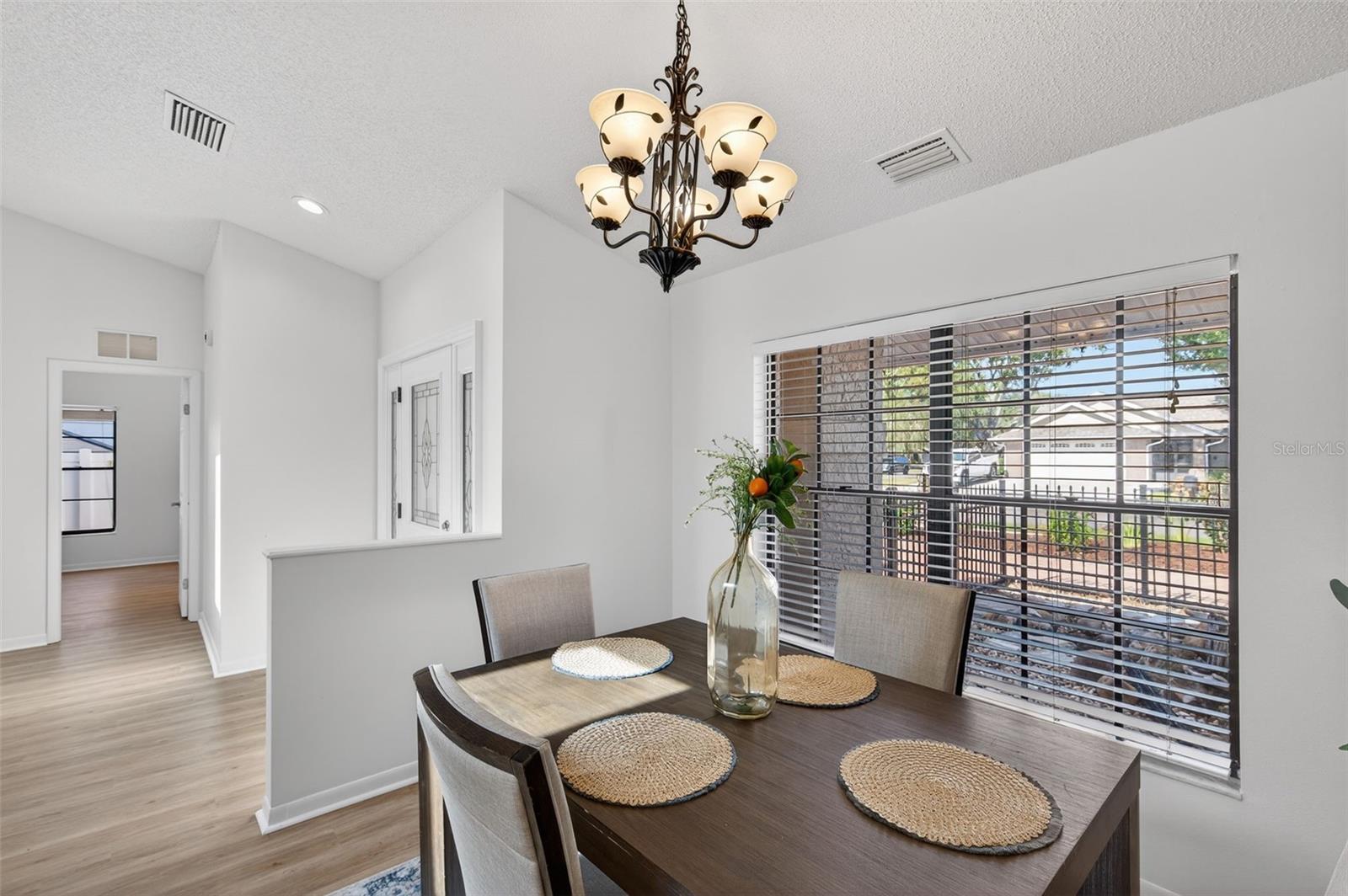 BLOOMINGDALE OAKS - Residential