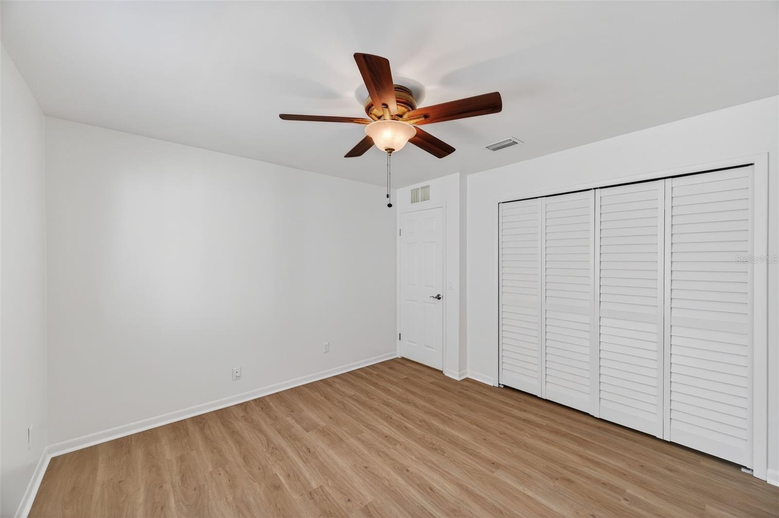 BLOOMINGDALE OAKS - Residential