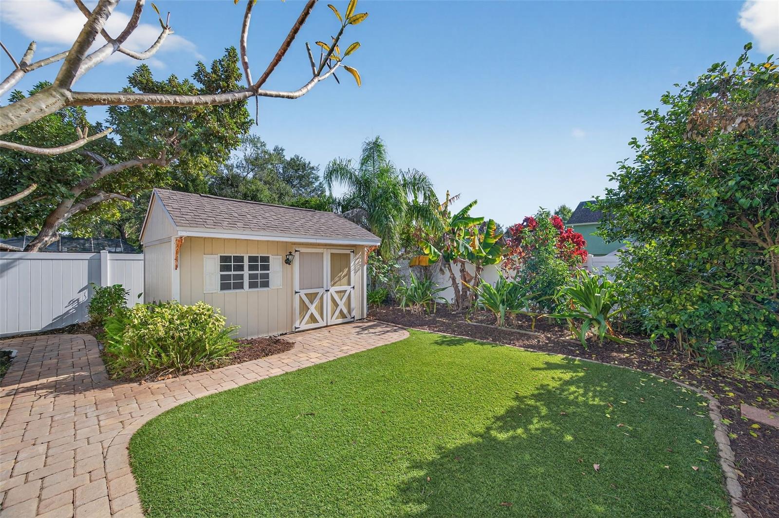 BLOOMINGDALE OAKS - Residential