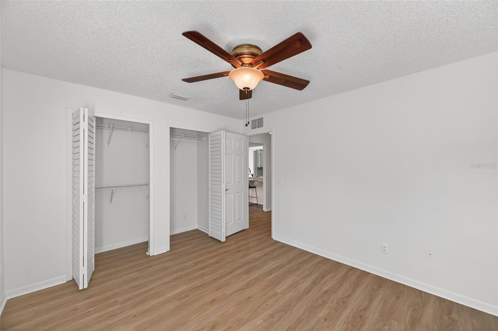 BLOOMINGDALE OAKS - Residential