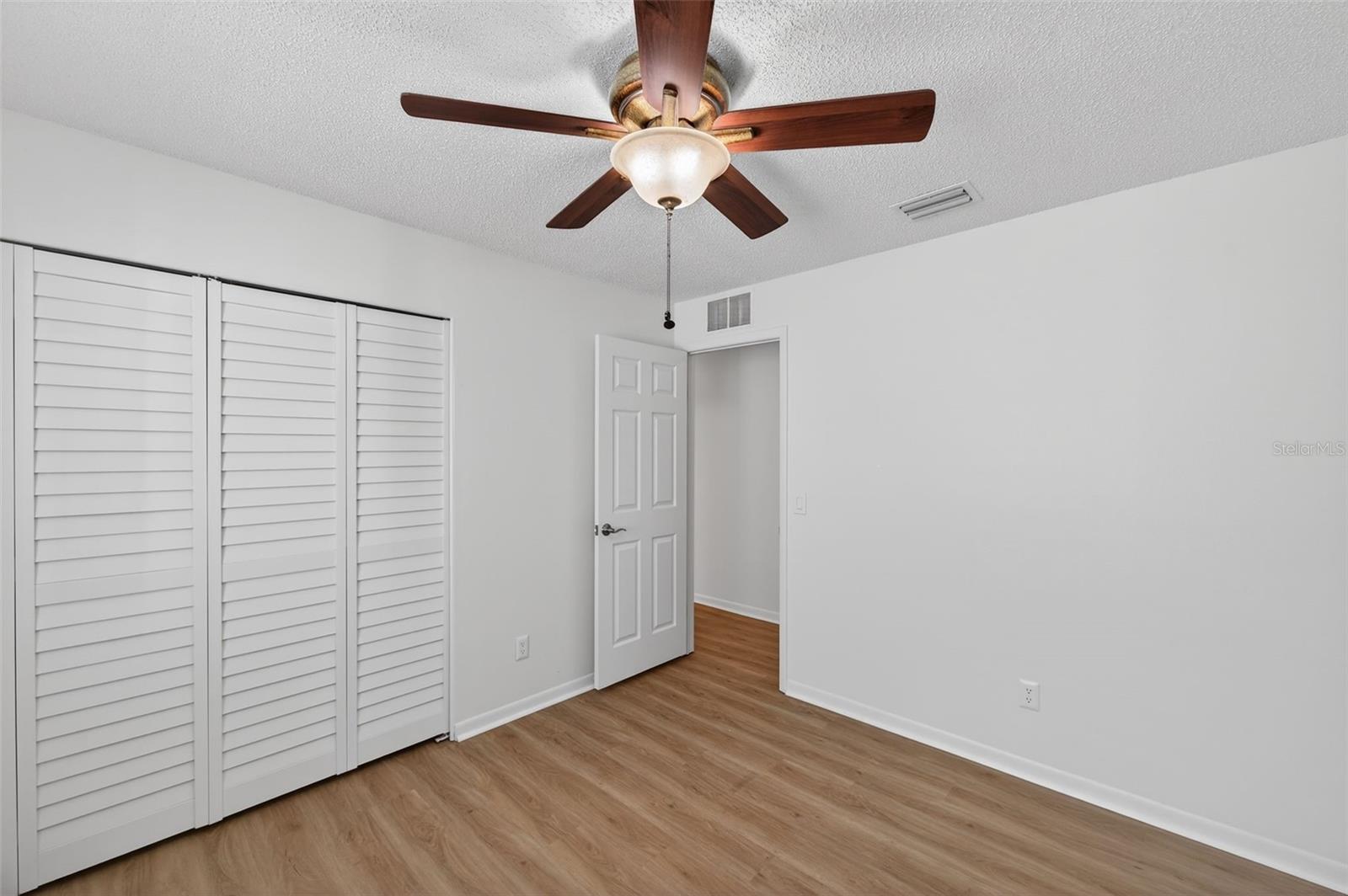 BLOOMINGDALE OAKS - Residential