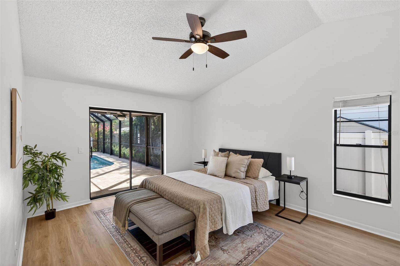 BLOOMINGDALE OAKS - Residential