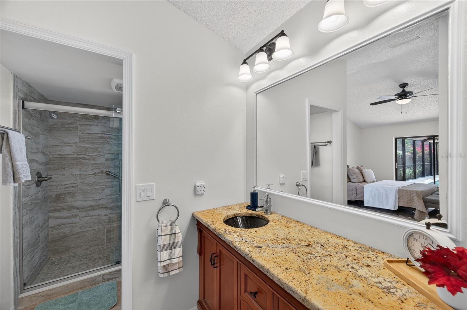 BLOOMINGDALE OAKS - Residential