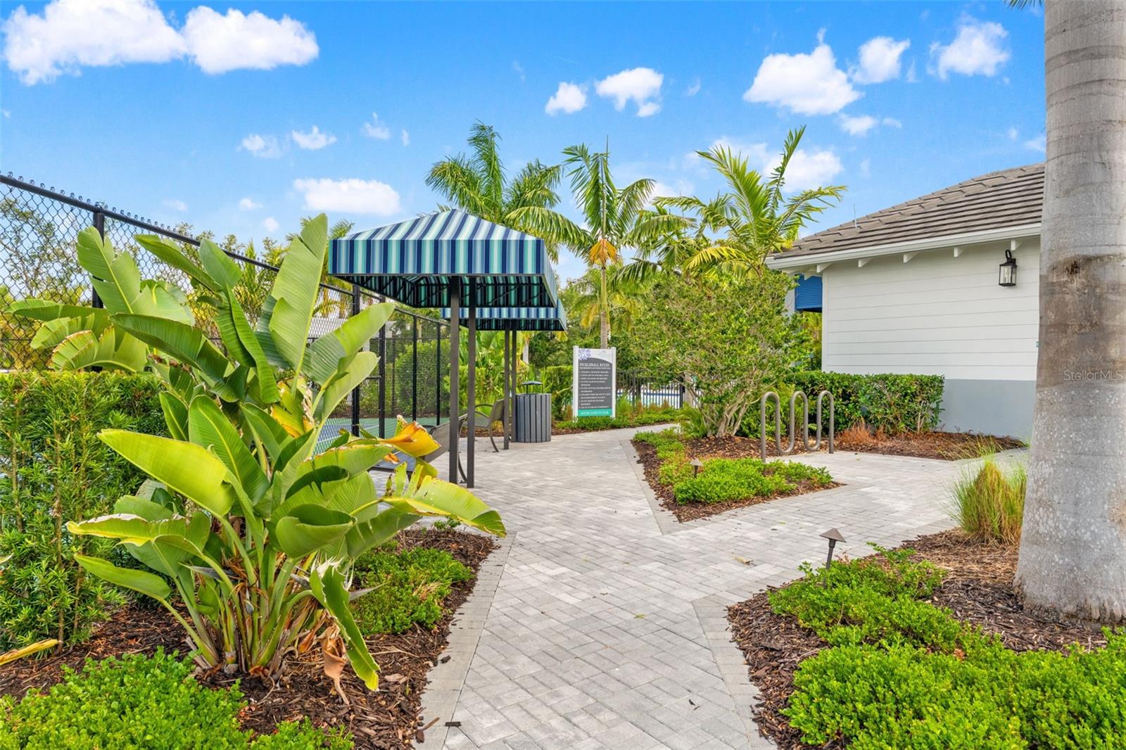 WYSTERIA WELLEN PARK VILLAGE F-4 - Residential