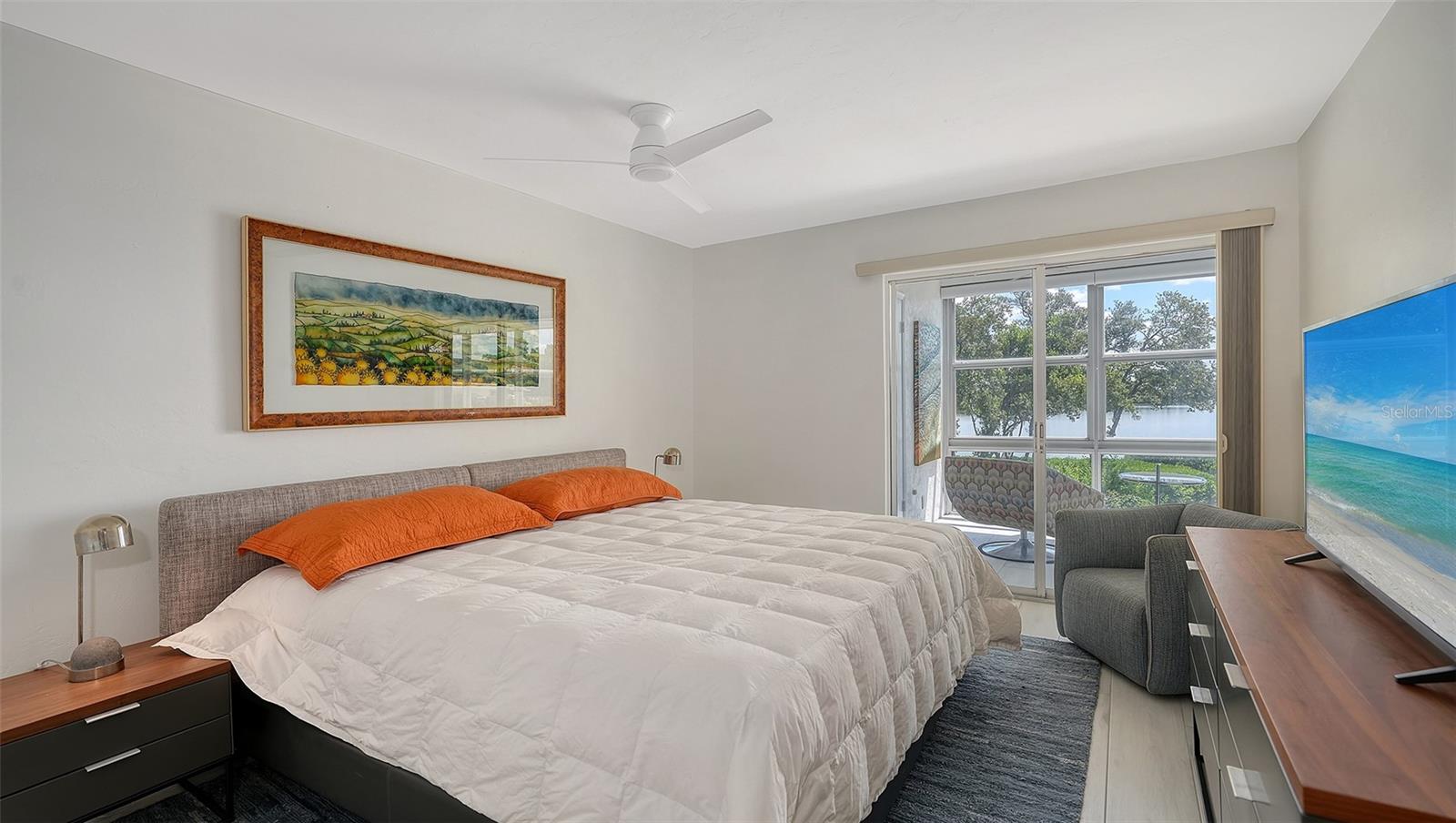WINDWARD BAY AMD - Residential