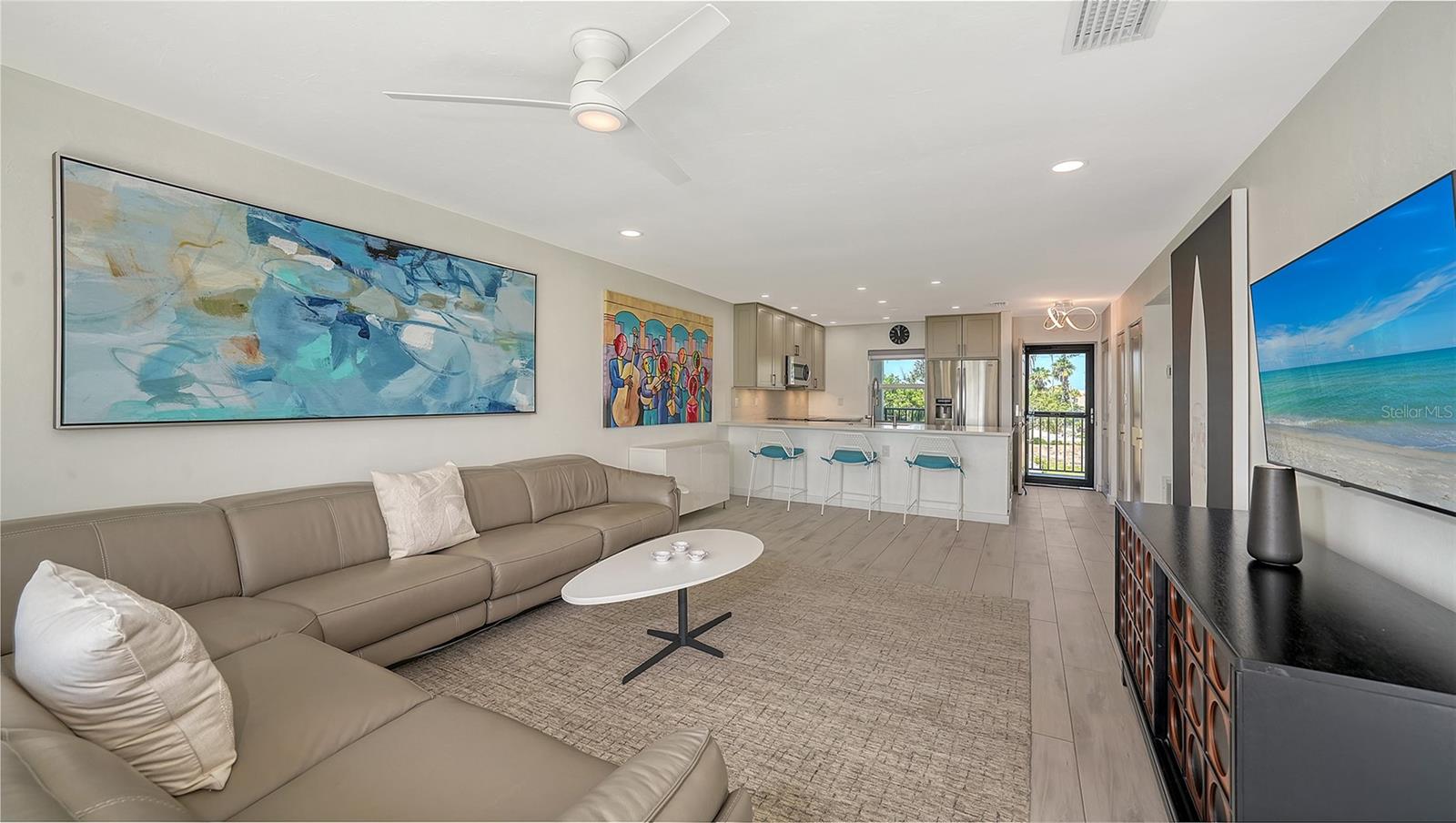 WINDWARD BAY AMD - Residential