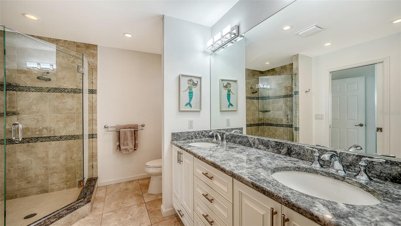 WINDWARD BAY AMD - Residential