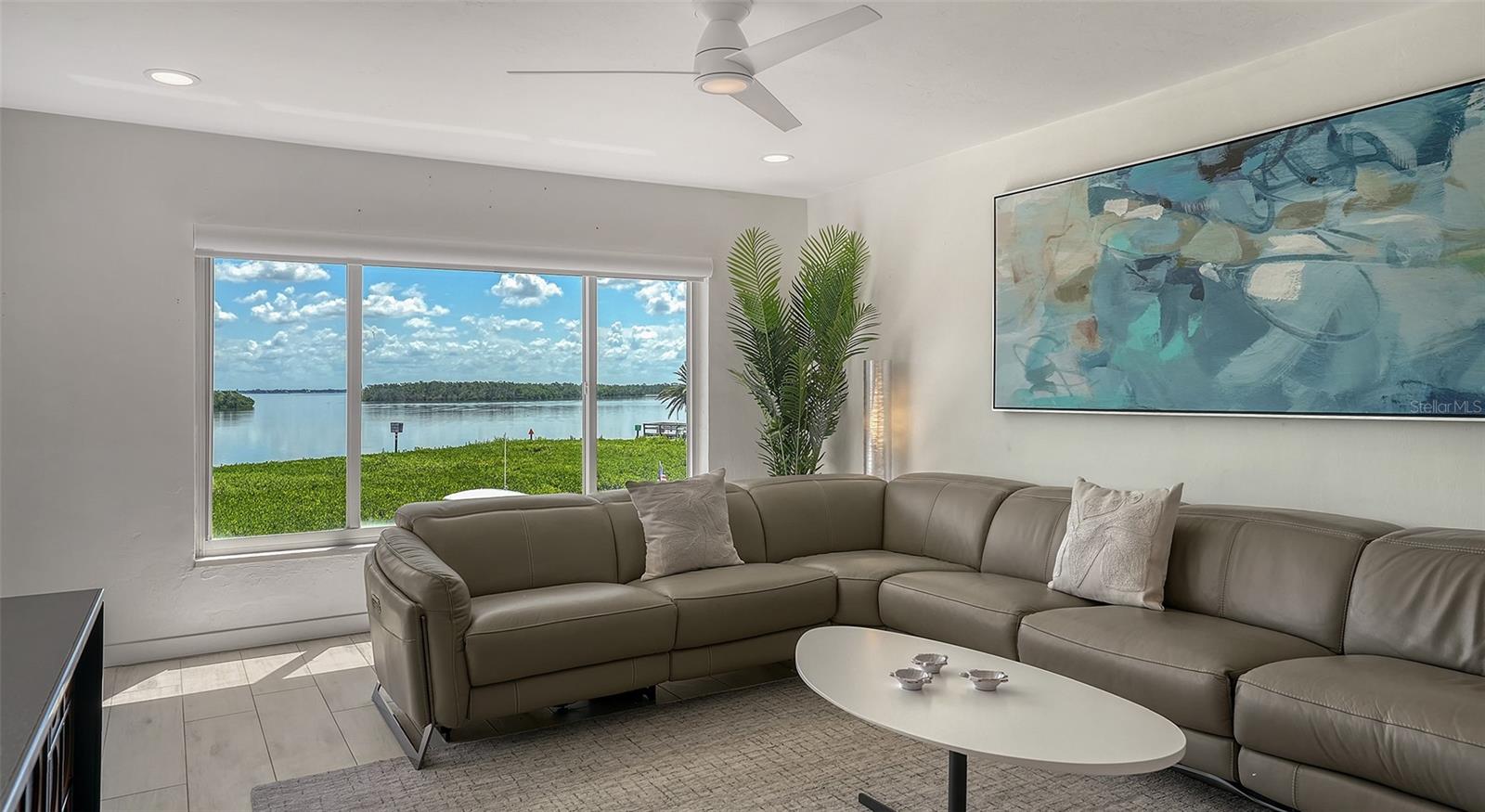 WINDWARD BAY AMD - Residential