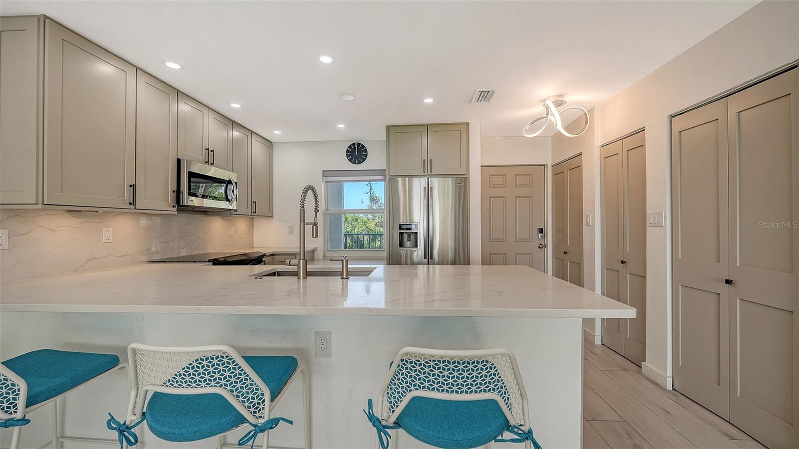 WINDWARD BAY AMD - Residential