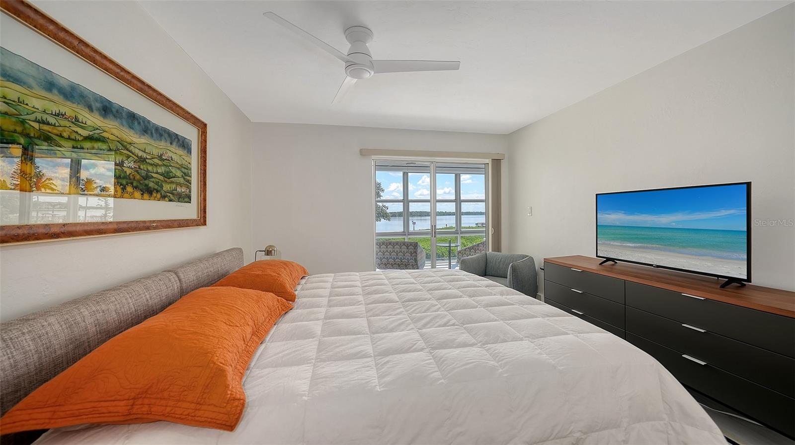 WINDWARD BAY AMD - Residential
