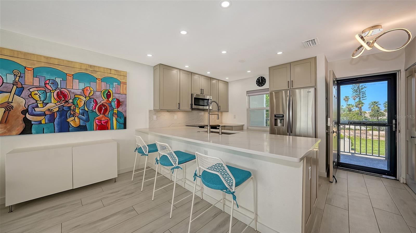 WINDWARD BAY AMD - Residential