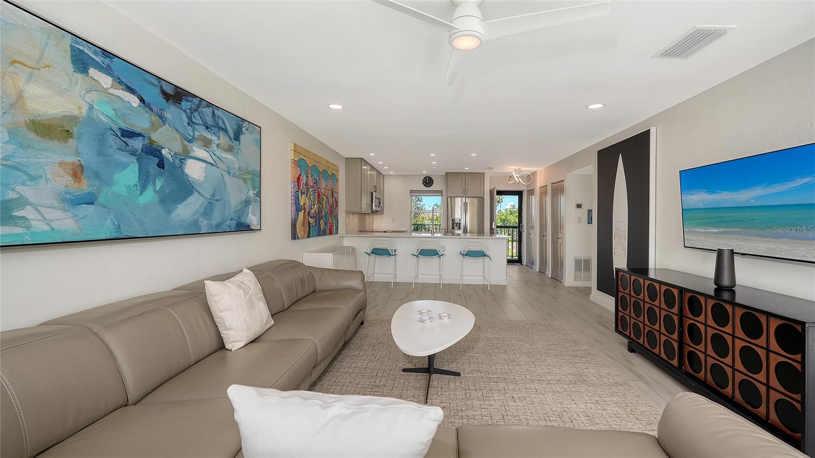 WINDWARD BAY AMD - Residential