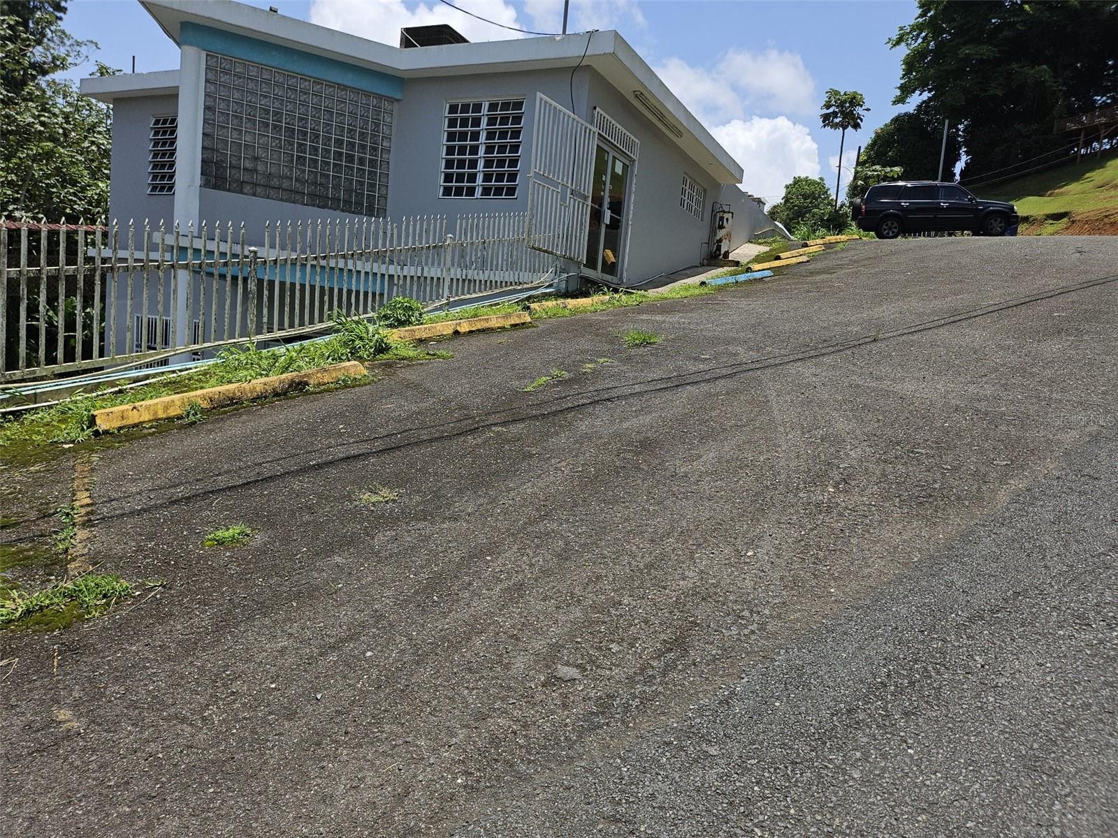 Carr 152 KM 13.1 CEDRO ARRIBA