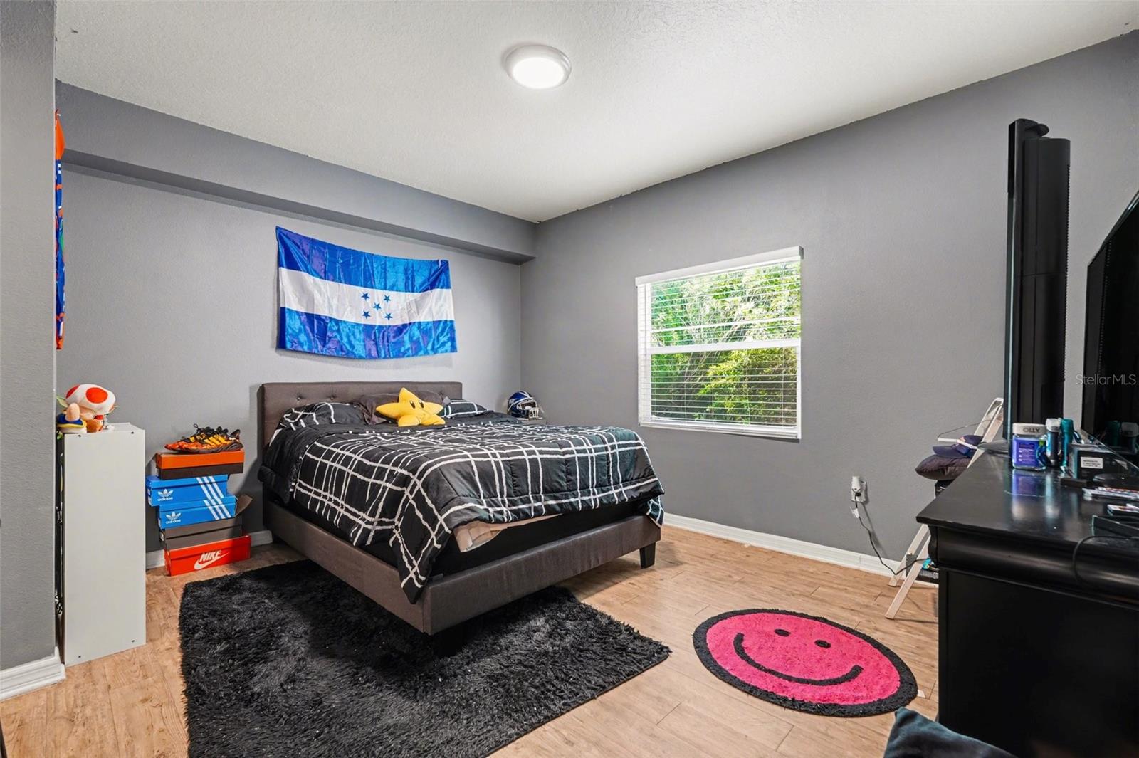 VILLAGES OF BLOOMINGDALE CONDO 4 - Residential