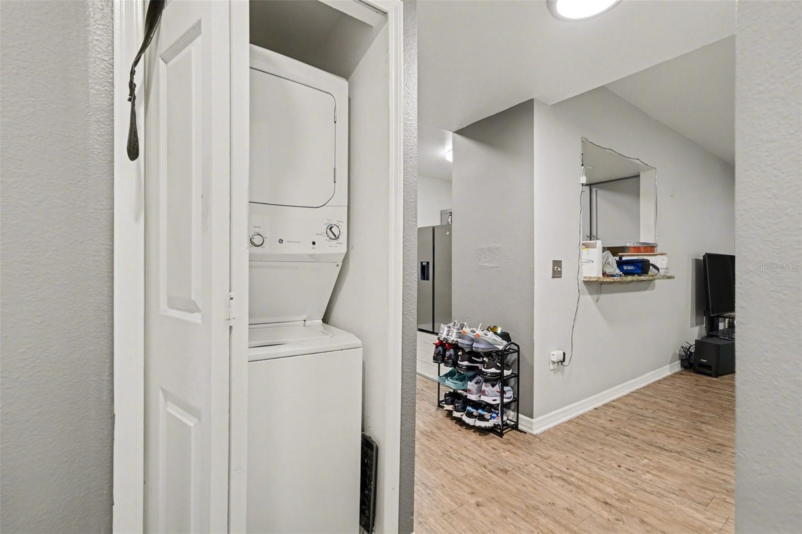 VILLAGES OF BLOOMINGDALE CONDO 4 - Residential