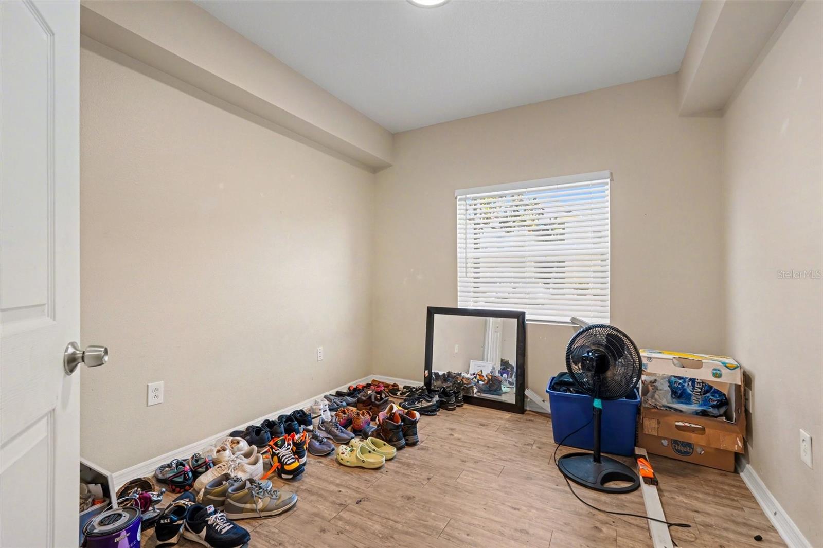 VILLAGES OF BLOOMINGDALE CONDO 4 - Residential