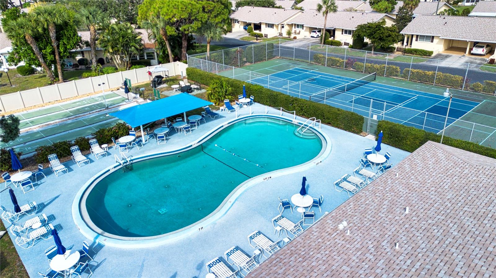 DESOTO SQUARE VILLAS PH I - Residential