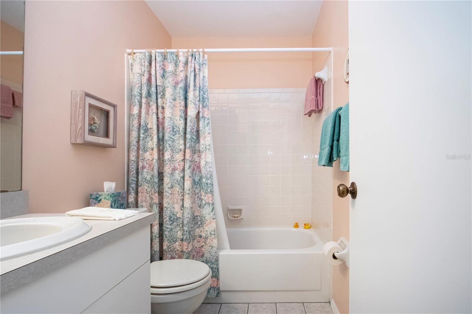 DESOTO SQUARE VILLAS PH I - Residential