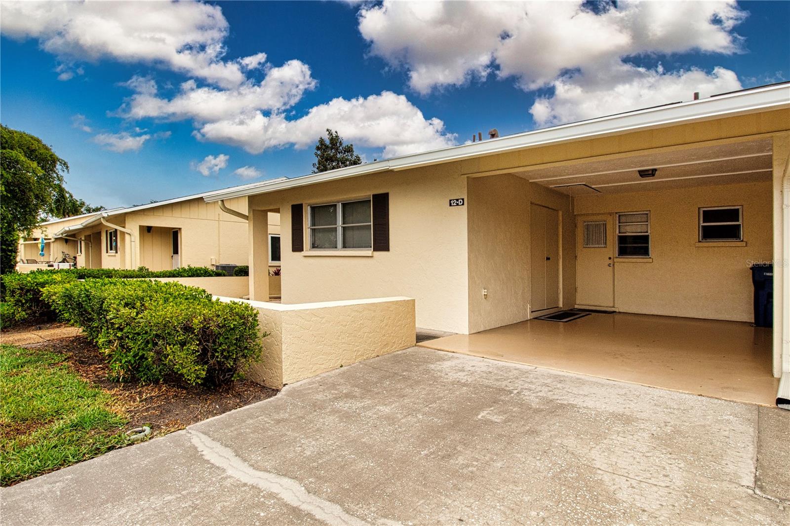 DESOTO SQUARE VILLAS PH I - Residential