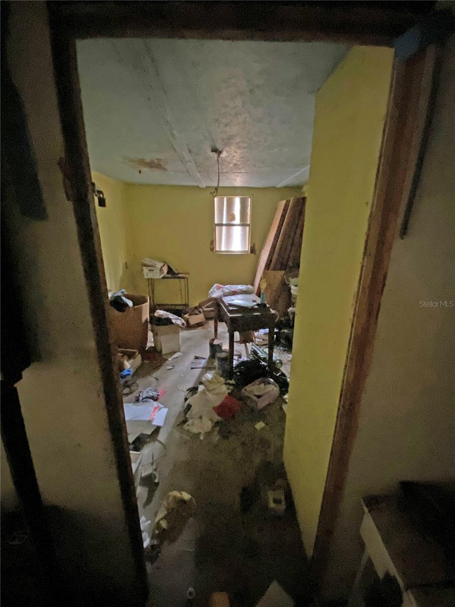 METES AND BOUNDS - Residential