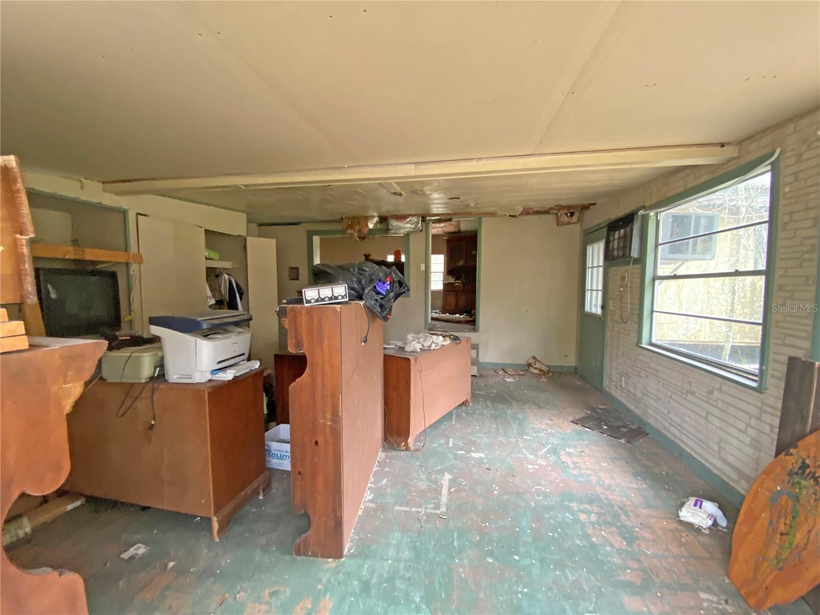 METES AND BOUNDS - Residential